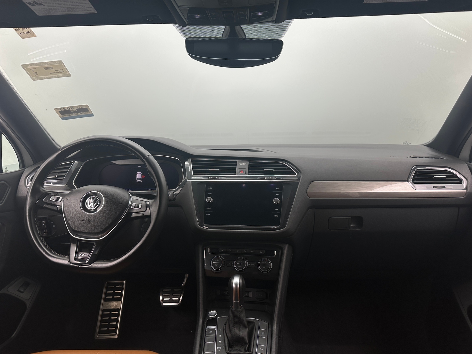 Thumbnail: 2019 Volkswagen Tiguan - 2