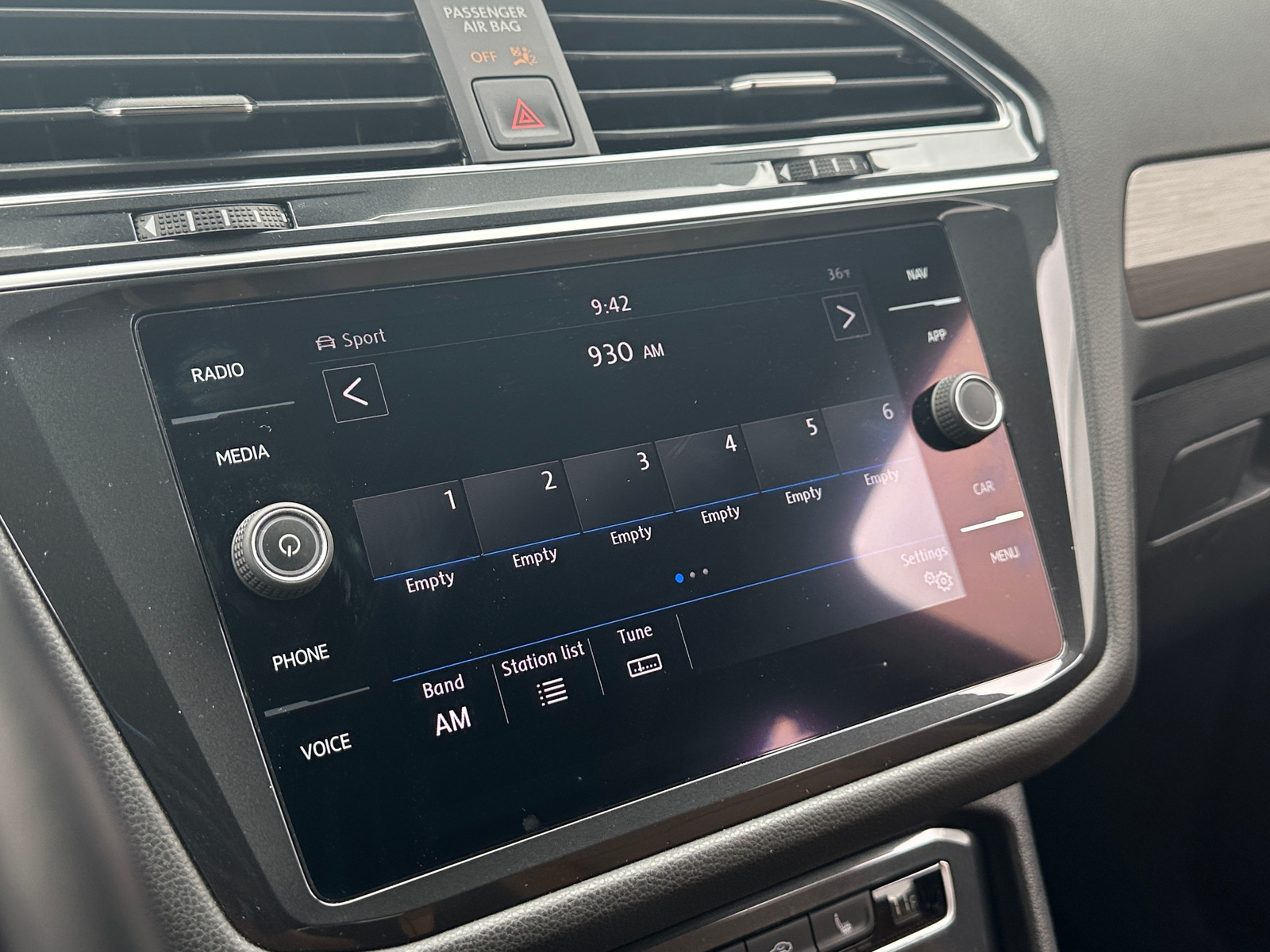 Thumbnail: 2019 Volkswagen Tiguan - 3