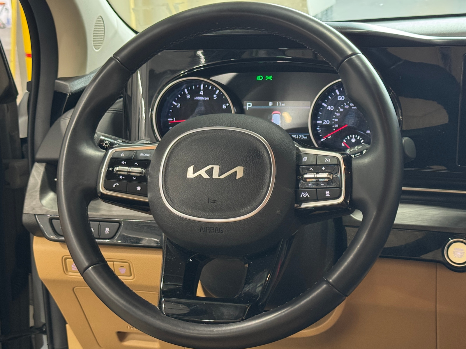 Thumbnail: 2024 Kia Carnival - 4