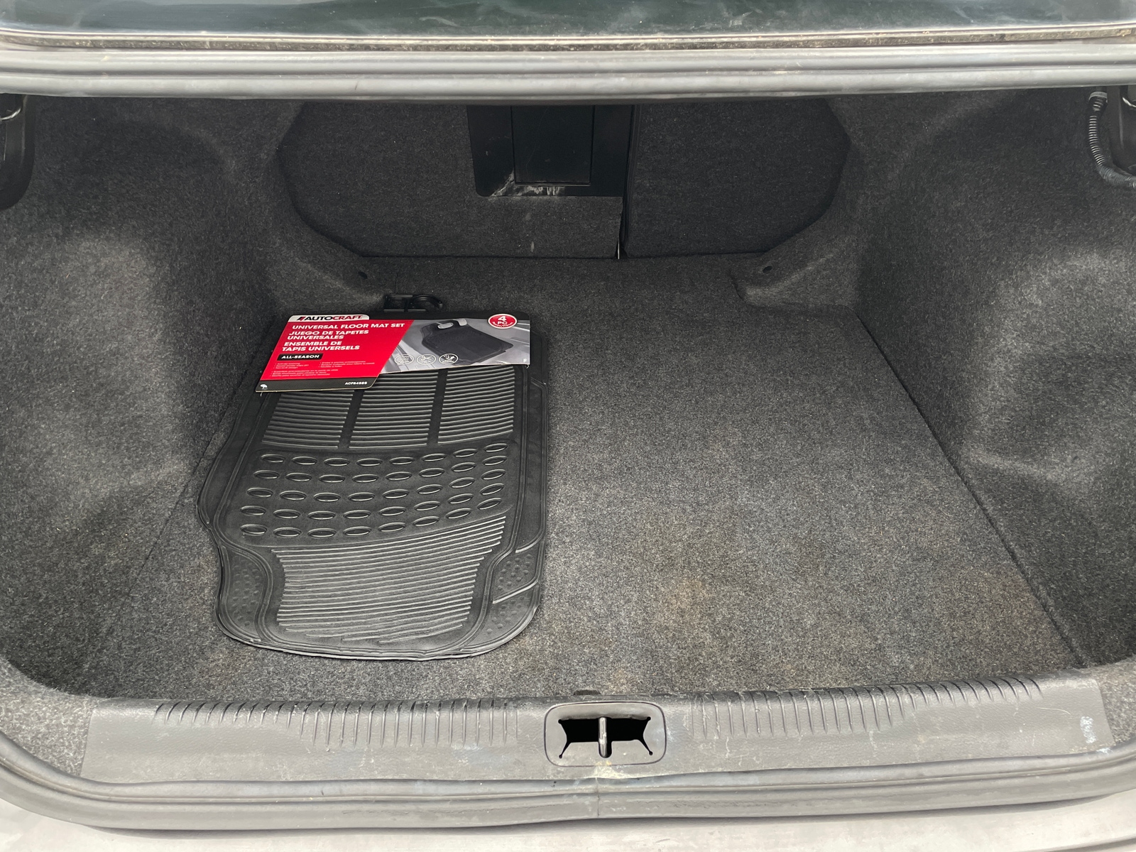 Thumbnail: 2015 Chrysler 200 - 6