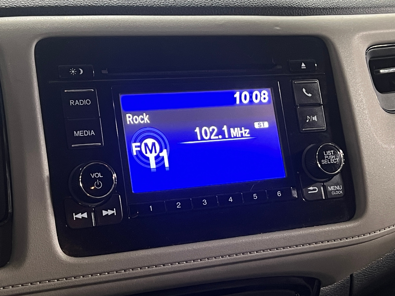 Thumbnail: 2019 Honda HR-V - 4