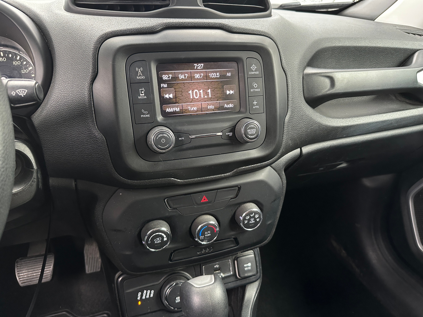 Thumbnail: 2018 Jeep Renegade - 4