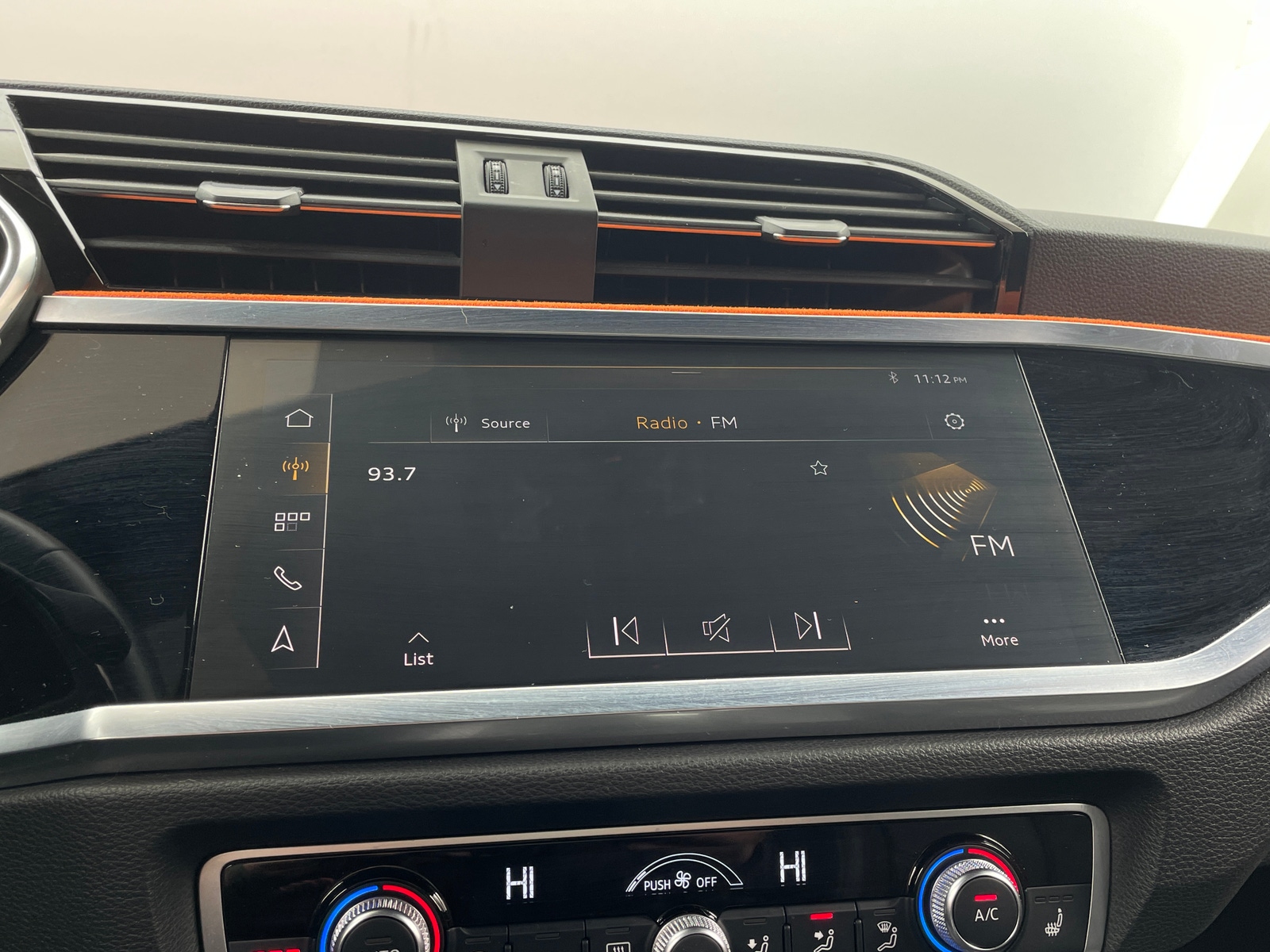 Thumbnail: 2020 Audi Q3 - 3