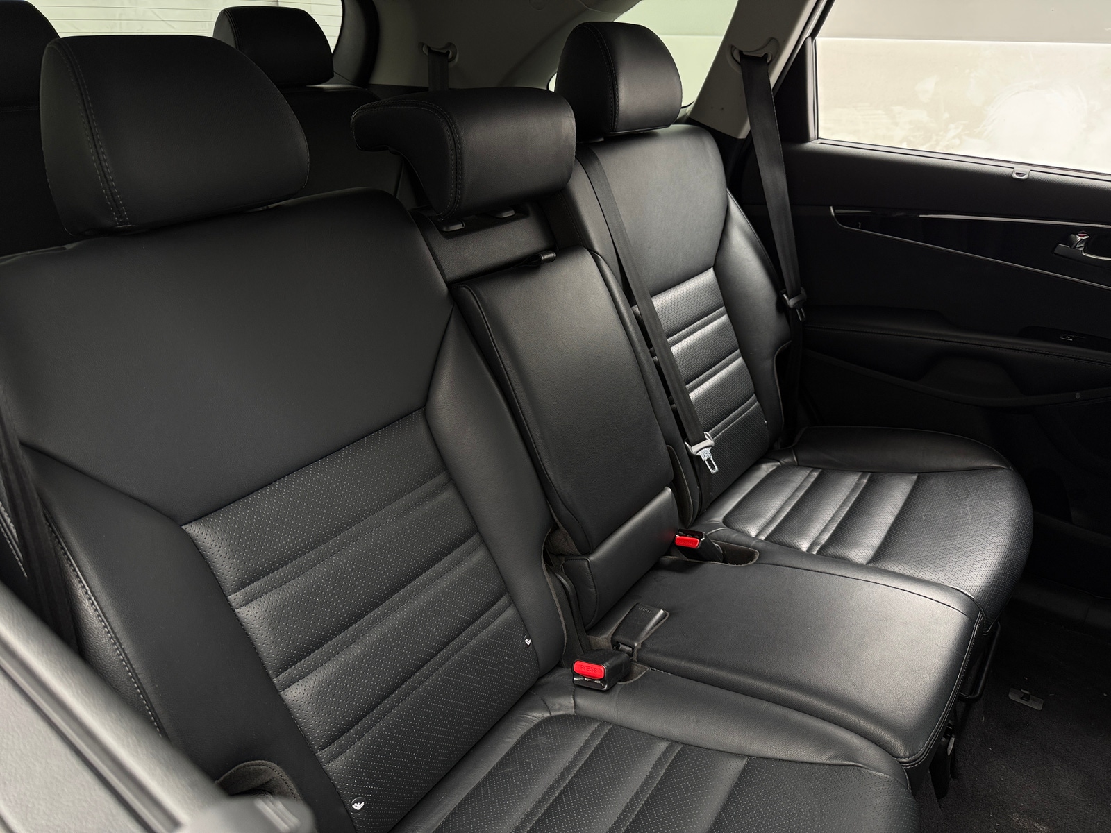 Thumbnail: 2018 Kia Sorento - 5