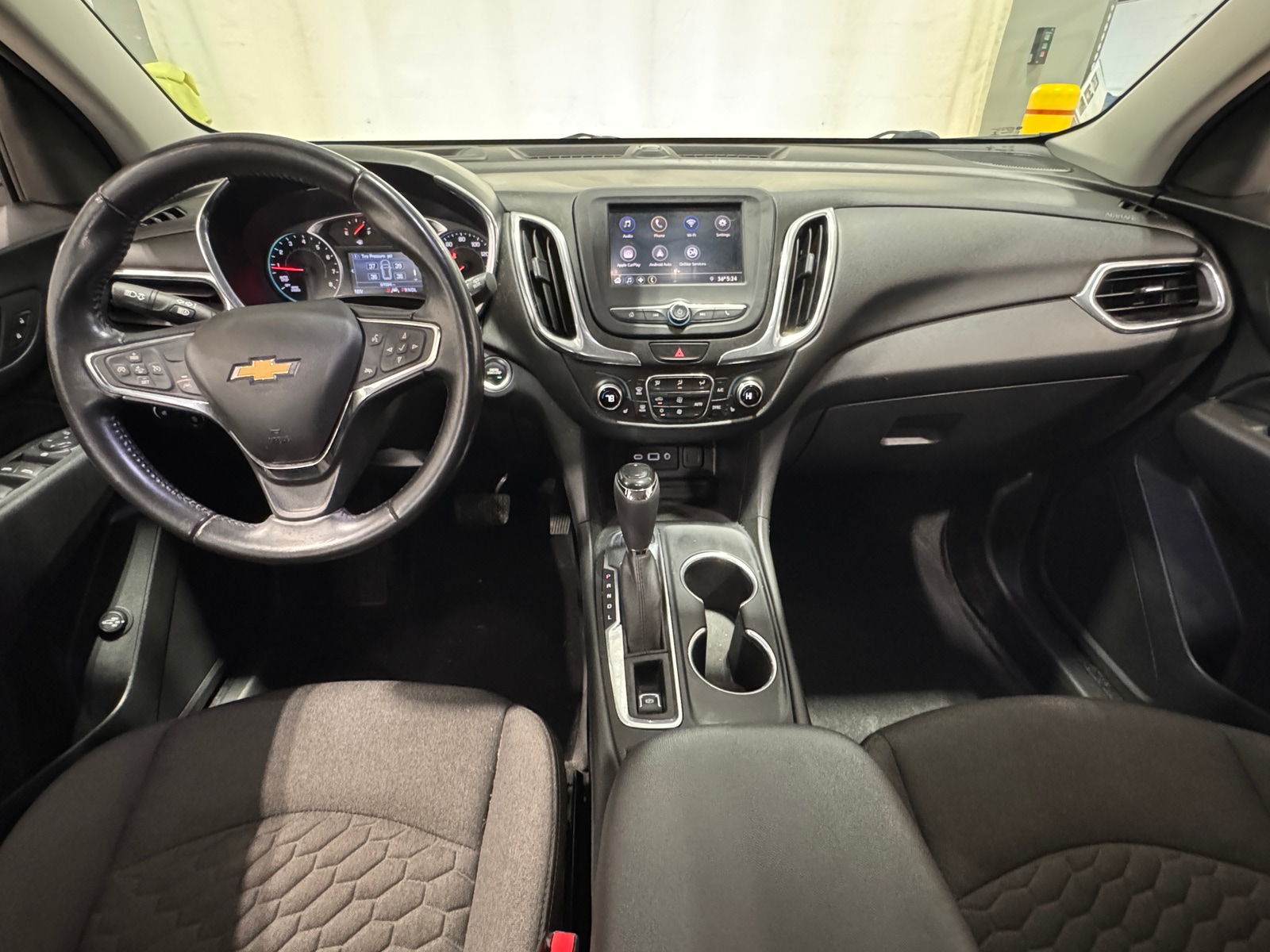 Thumbnail: 2020 Chevrolet Equinox - 3