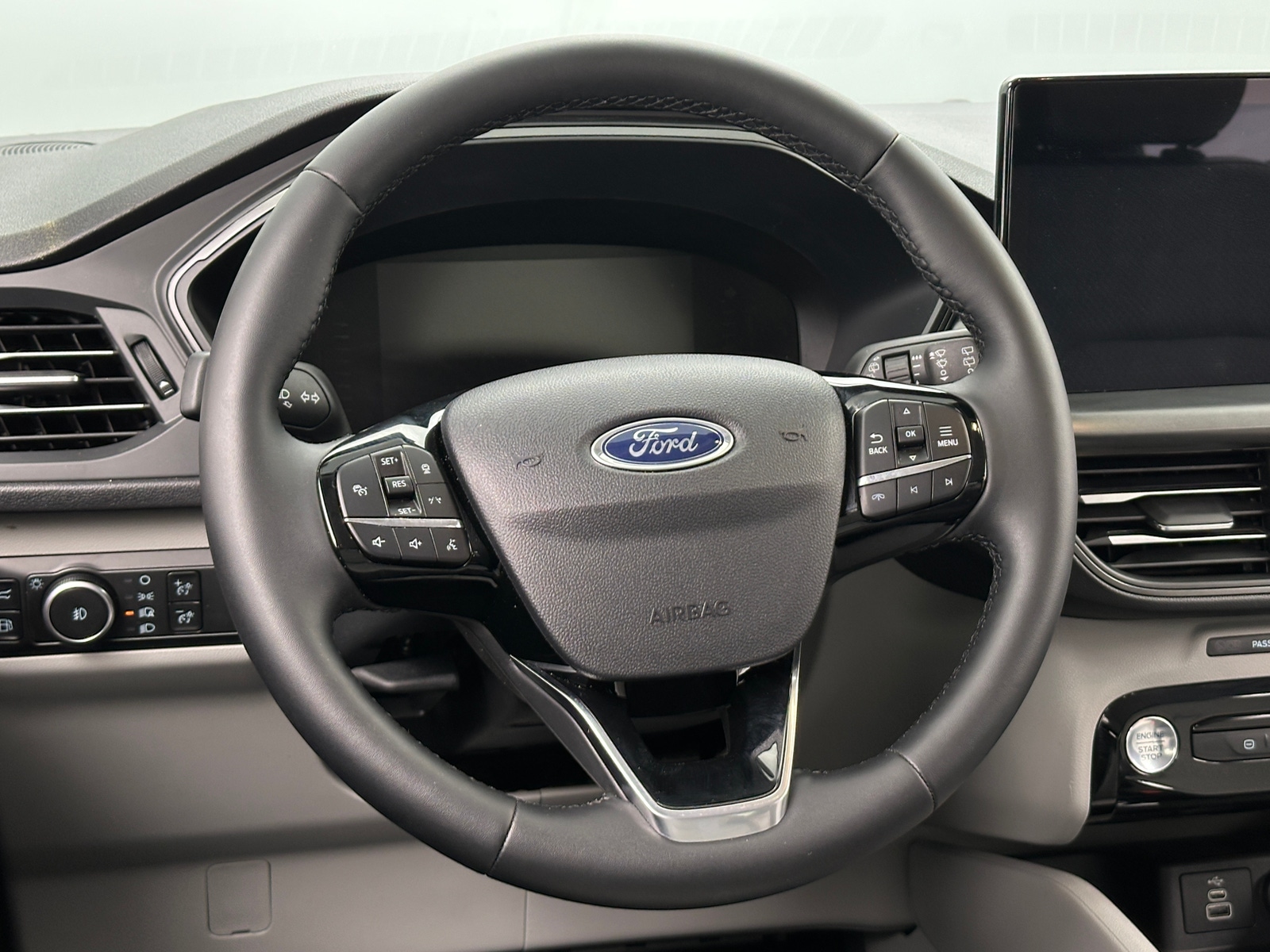 Thumbnail: 2025 Ford Escape - 5