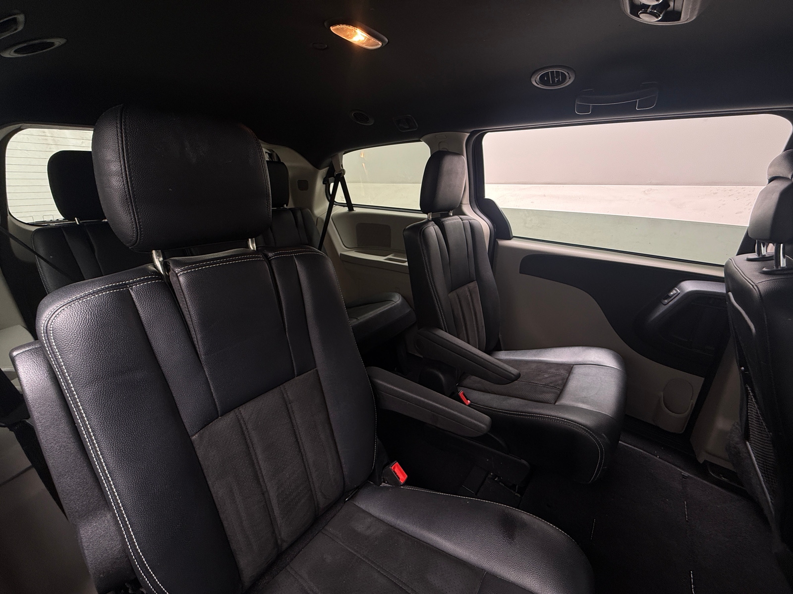 Thumbnail: 2020 Dodge Grand Caravan - 6