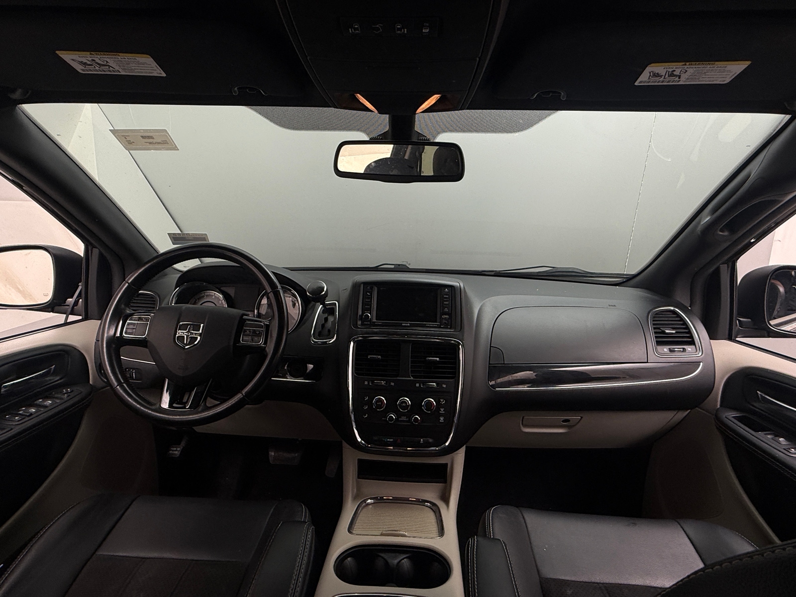 Thumbnail: 2020 Dodge Grand Caravan - 3