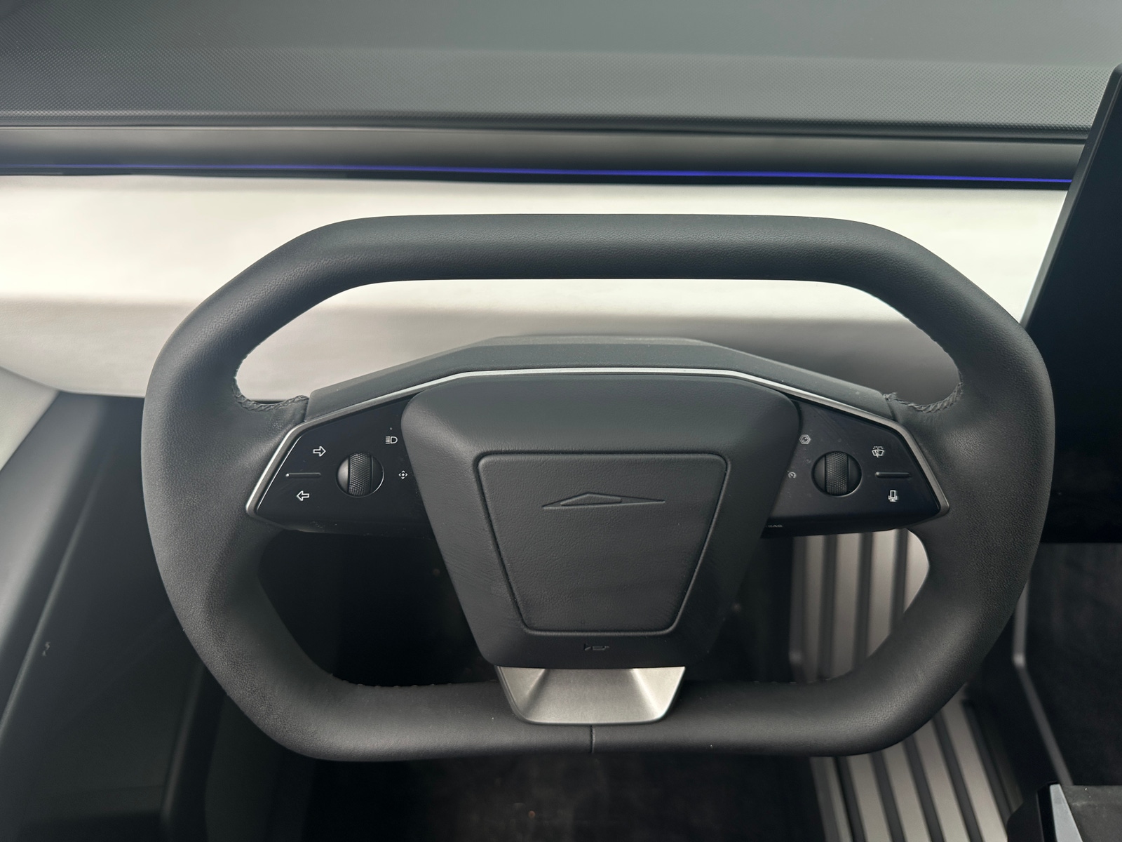 Thumbnail: 2024 Tesla Cybertruck - 4