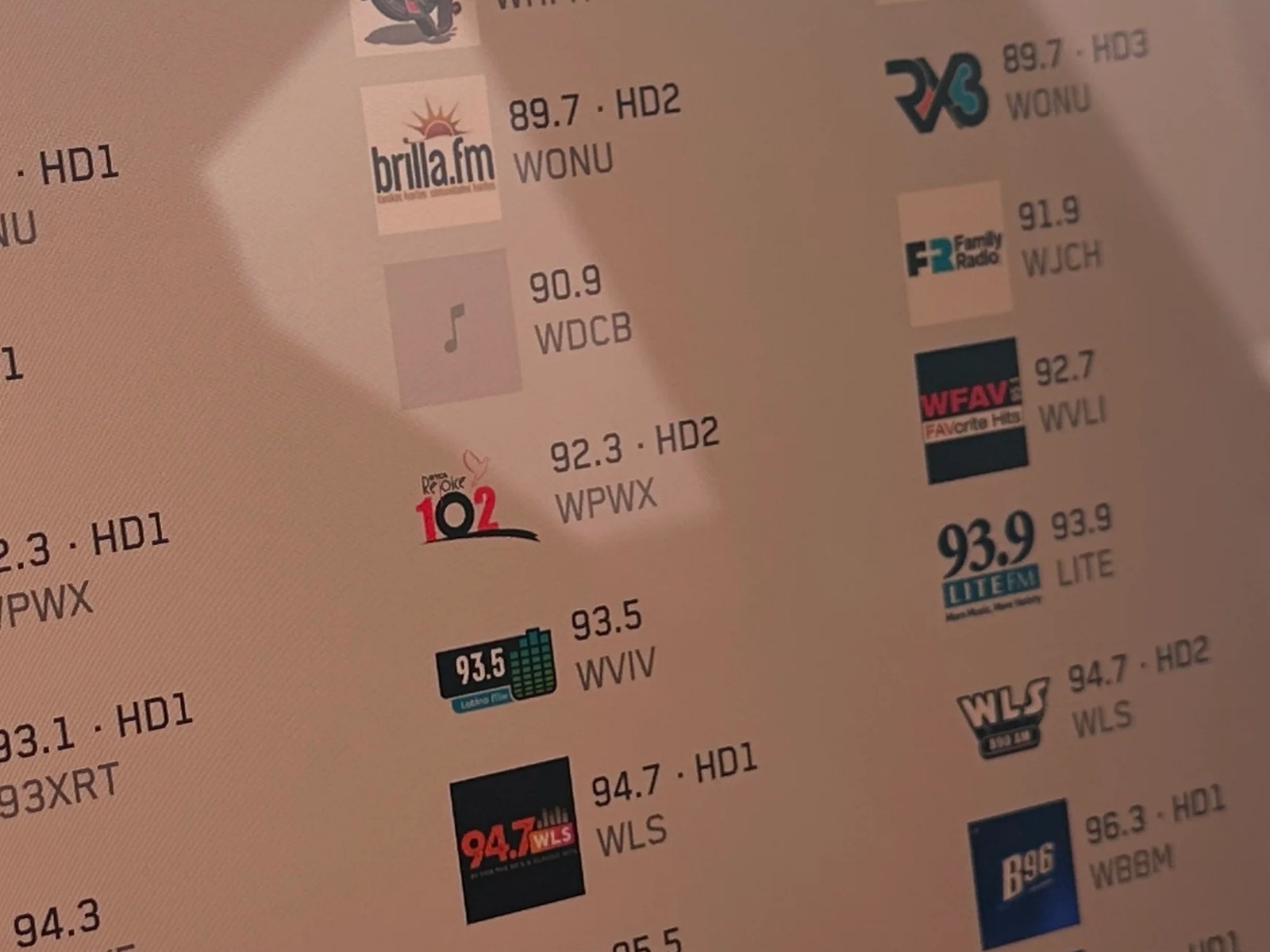 Thumbnail: 2024 Tesla Cybertruck - 3