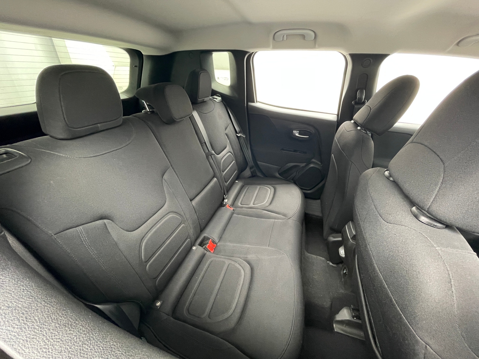 Thumbnail: 2021 Jeep Renegade - 6