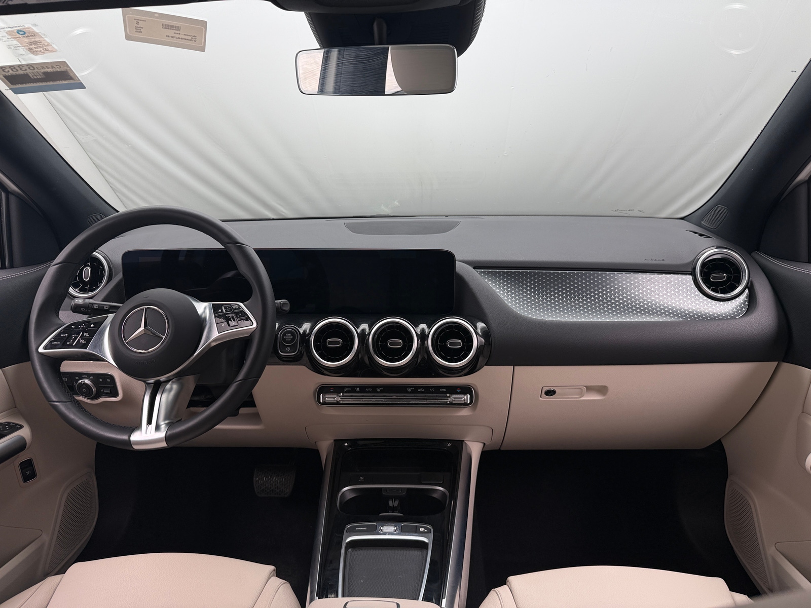 Thumbnail: 2025 Mercedes-Benz GLA - 2