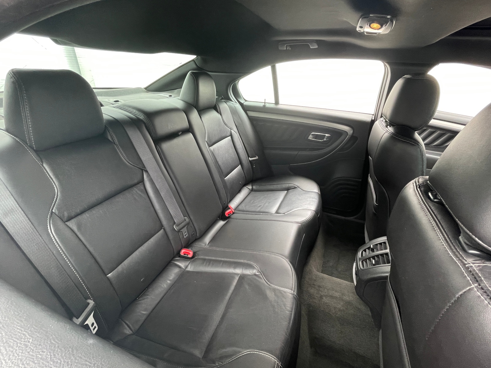 Thumbnail: 2015 Ford Taurus - 6