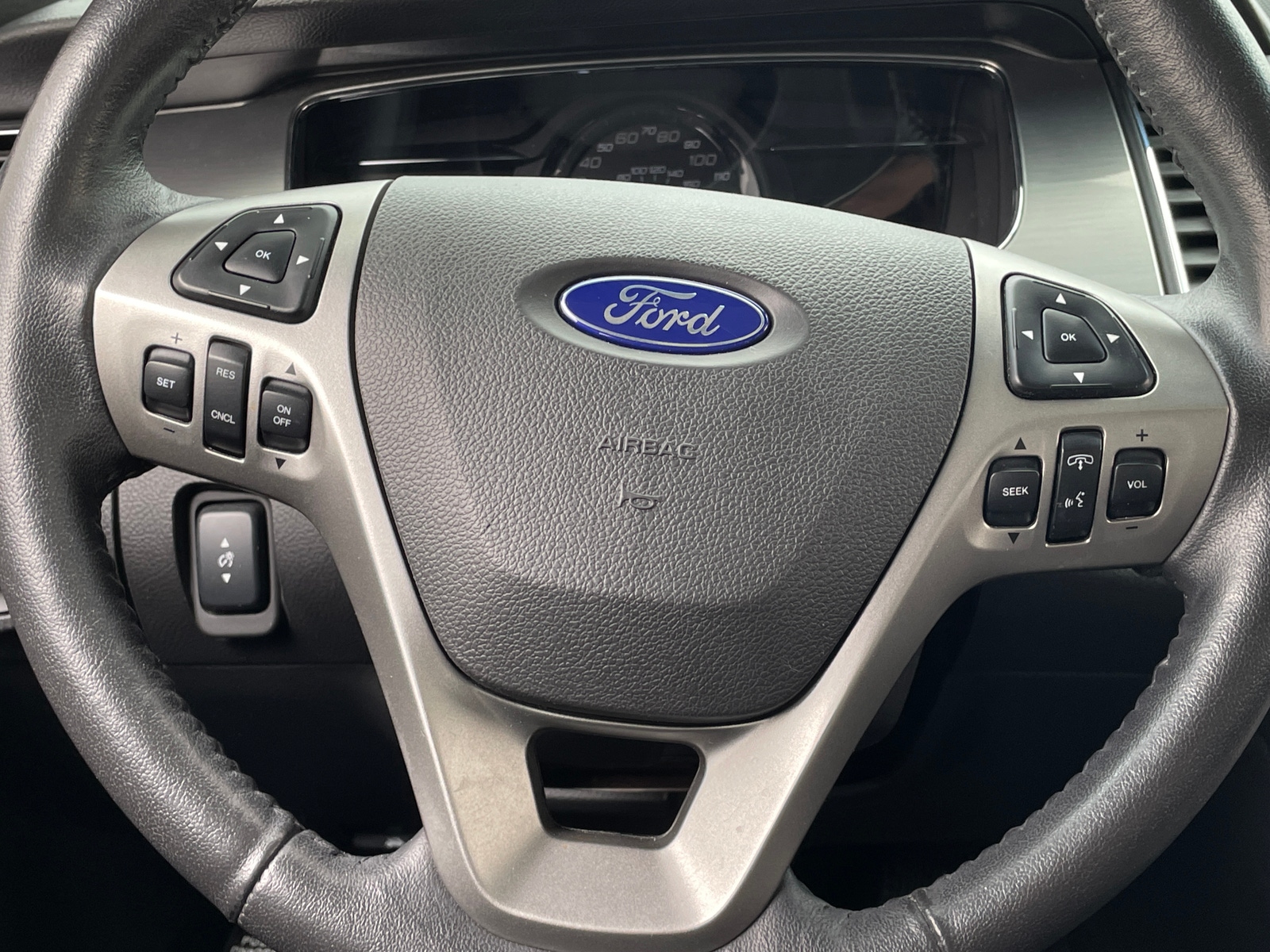 Thumbnail: 2015 Ford Taurus - 5