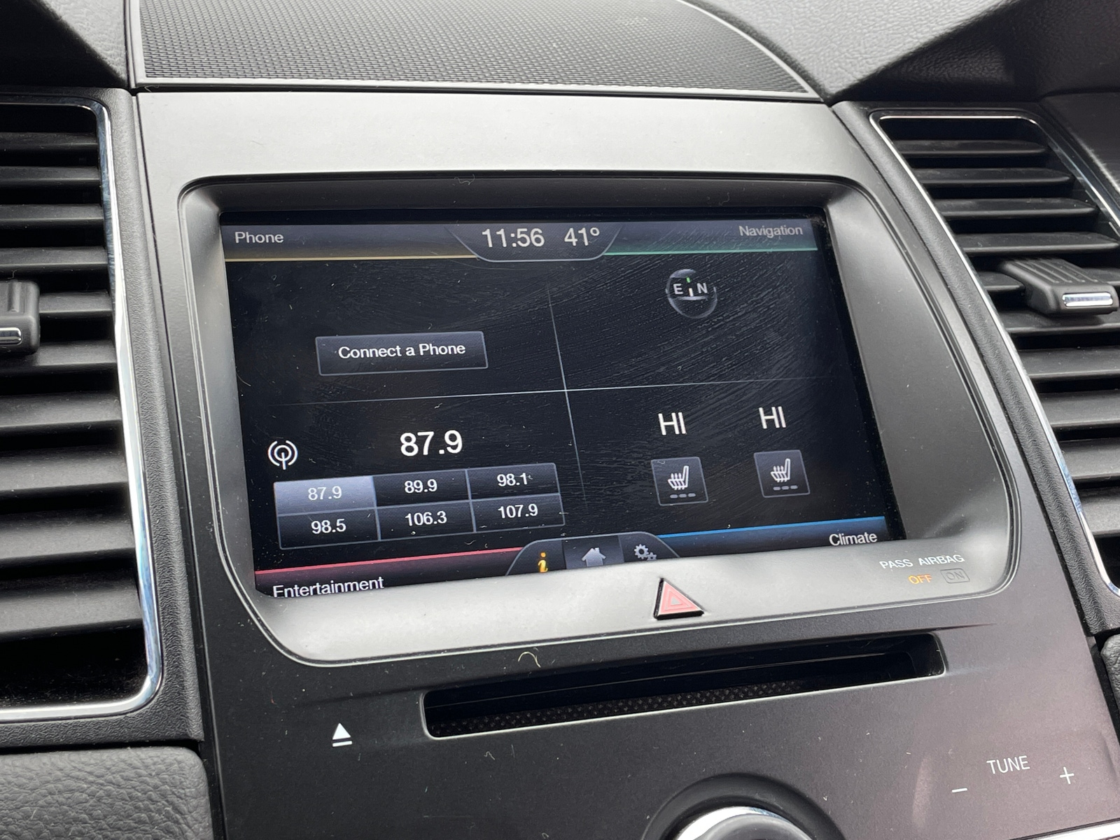 Thumbnail: 2015 Ford Taurus - 4