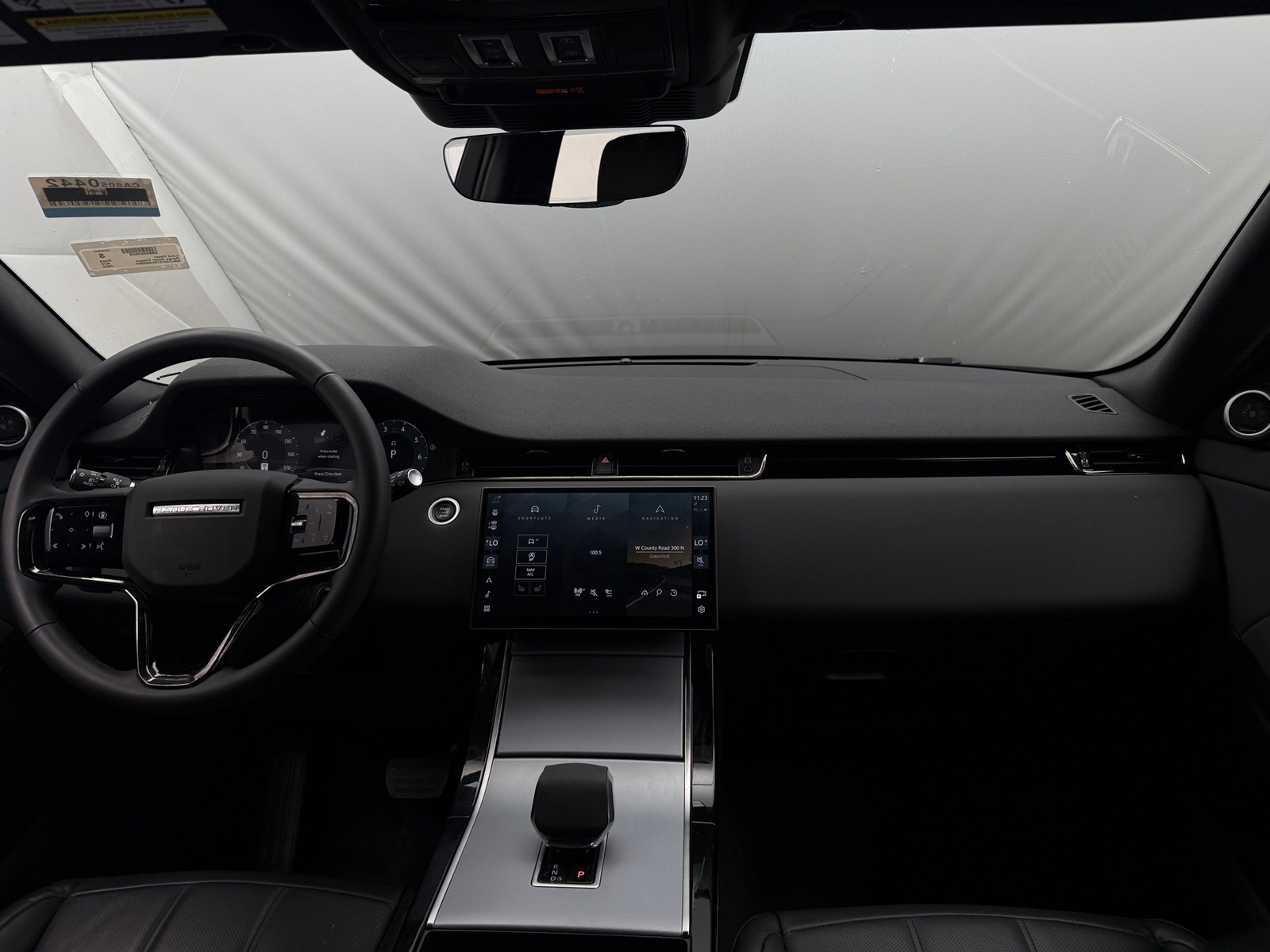 Thumbnail: 2025 Land Rover Range Rover Evoque - 2