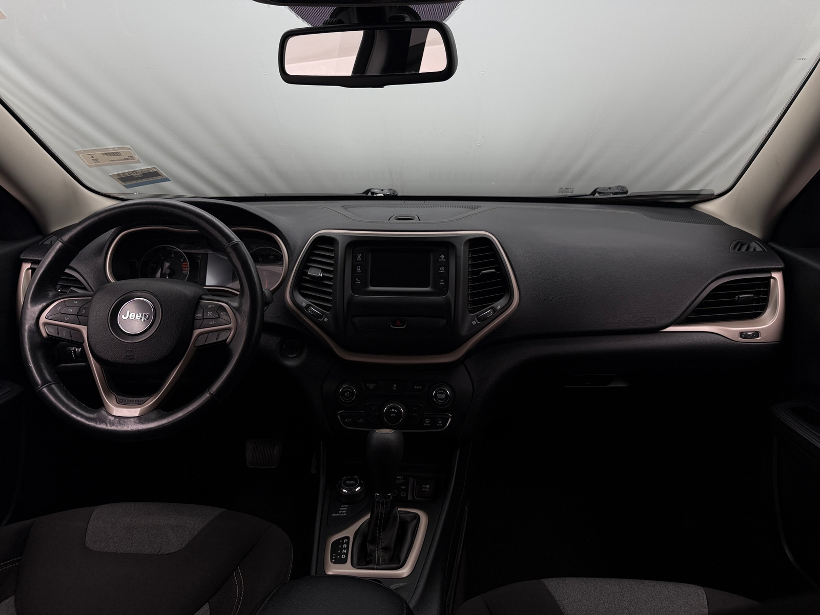 Thumbnail: 2016 Jeep Cherokee - 3