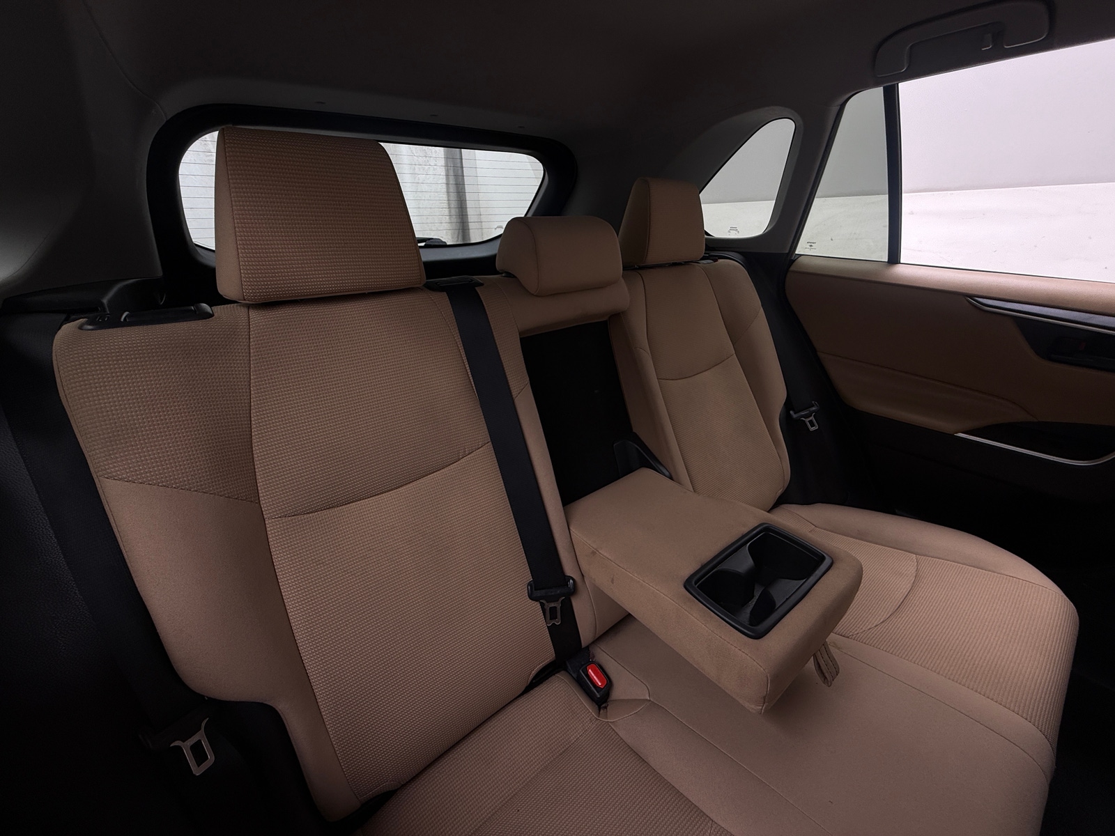 Thumbnail: 2019 Toyota RAV4 - 6