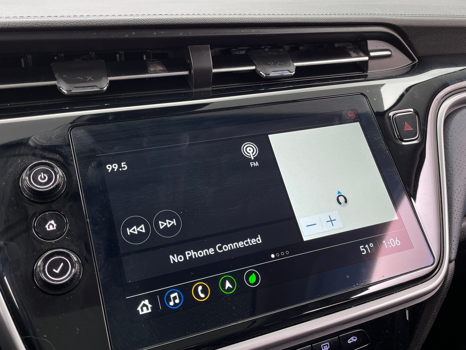 Thumbnail: 2023 Chevrolet Bolt EUV - 3