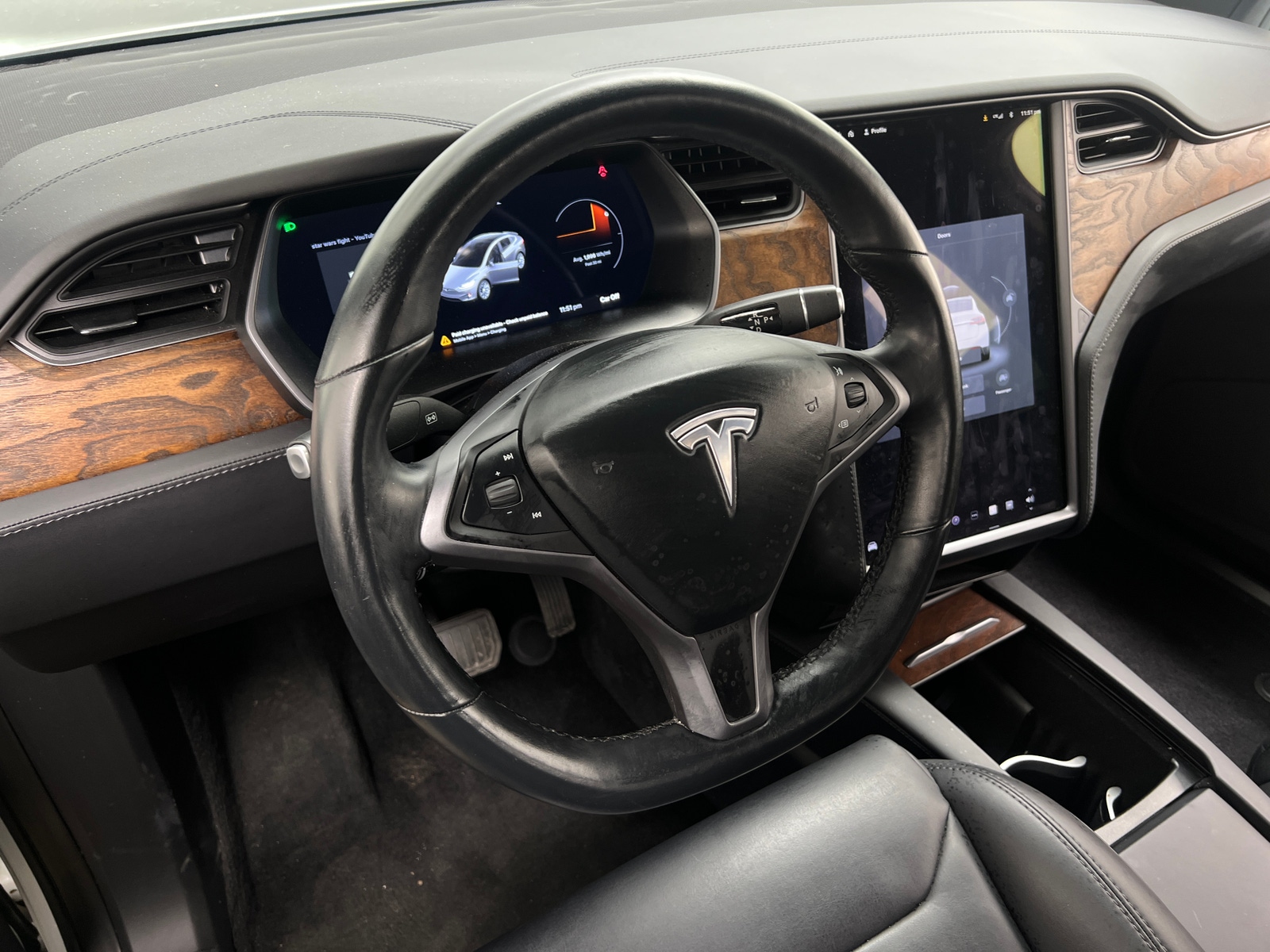 Thumbnail: 2018 Tesla Model X - 4