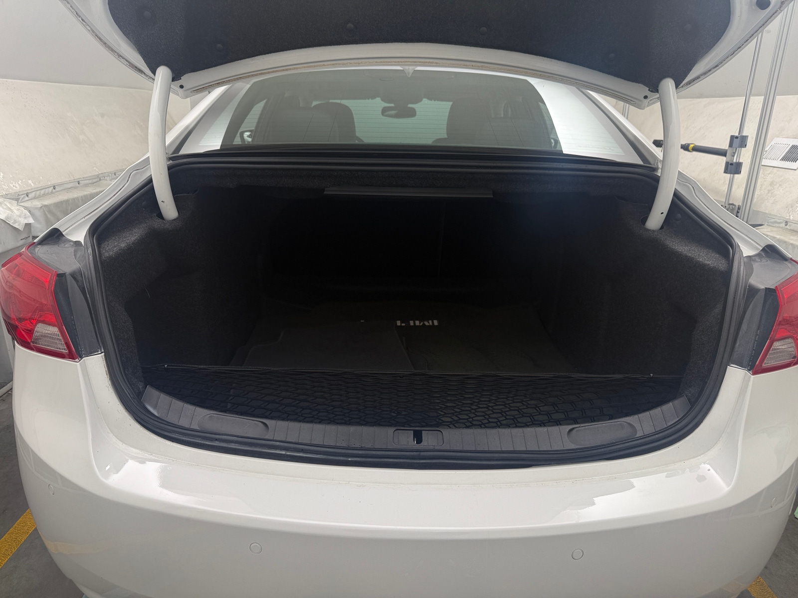 Thumbnail: 2016 Chevrolet Impala - 7