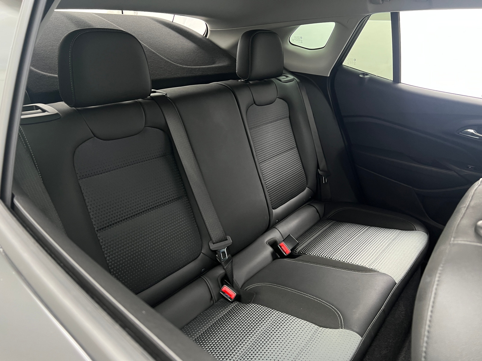 Thumbnail: 2025 Chevrolet Trax - 6