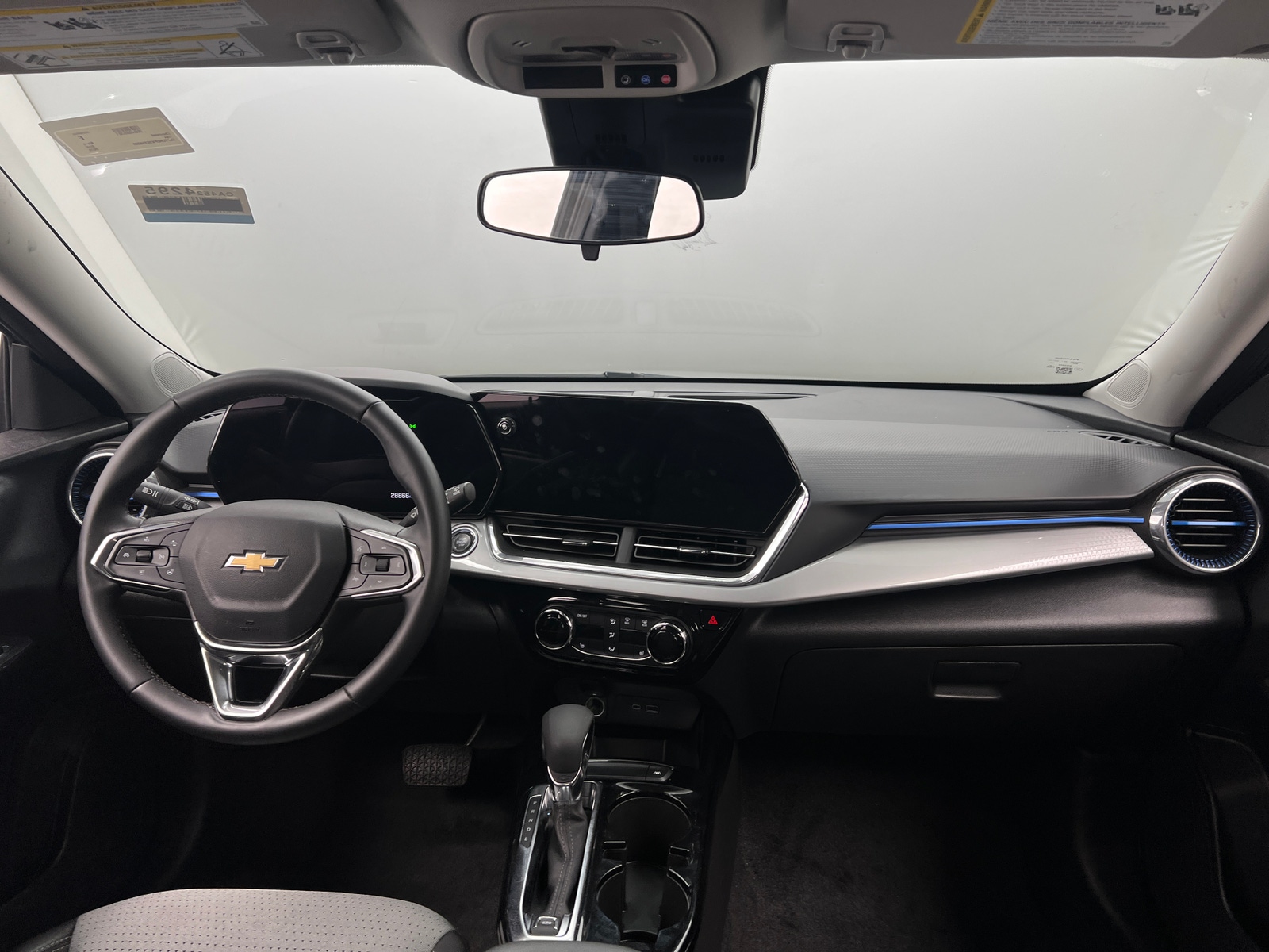 Thumbnail: 2025 Chevrolet Trax - 3