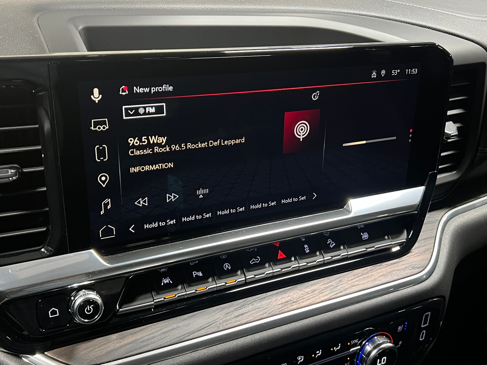 Thumbnail: 2025 GMC Sierra 1500 - 3