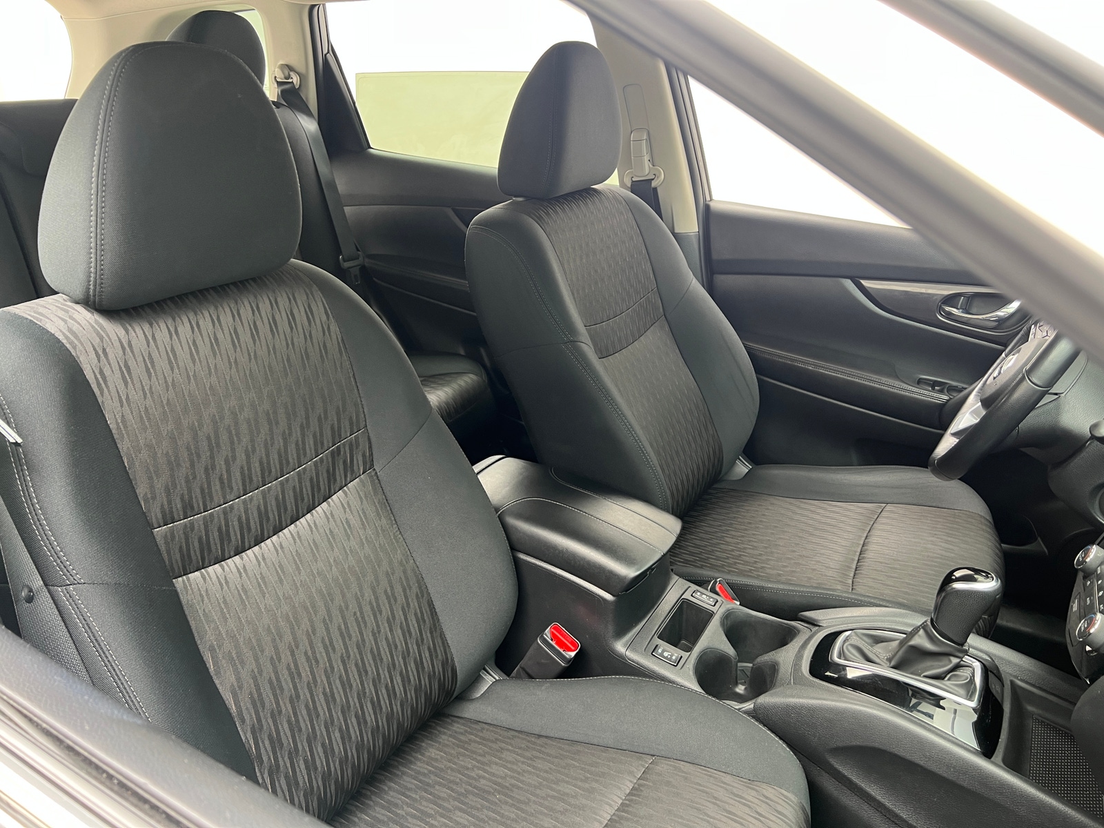 Thumbnail: 2018 Nissan Rogue - 2