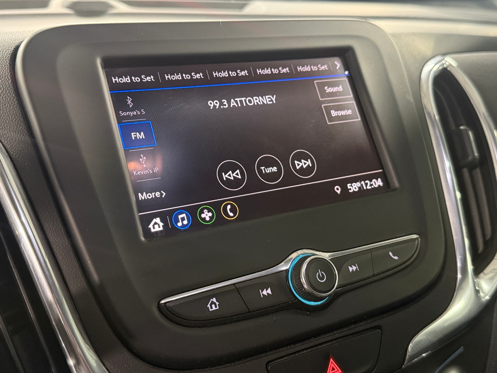 Thumbnail: 2020 Chevrolet Equinox - 4