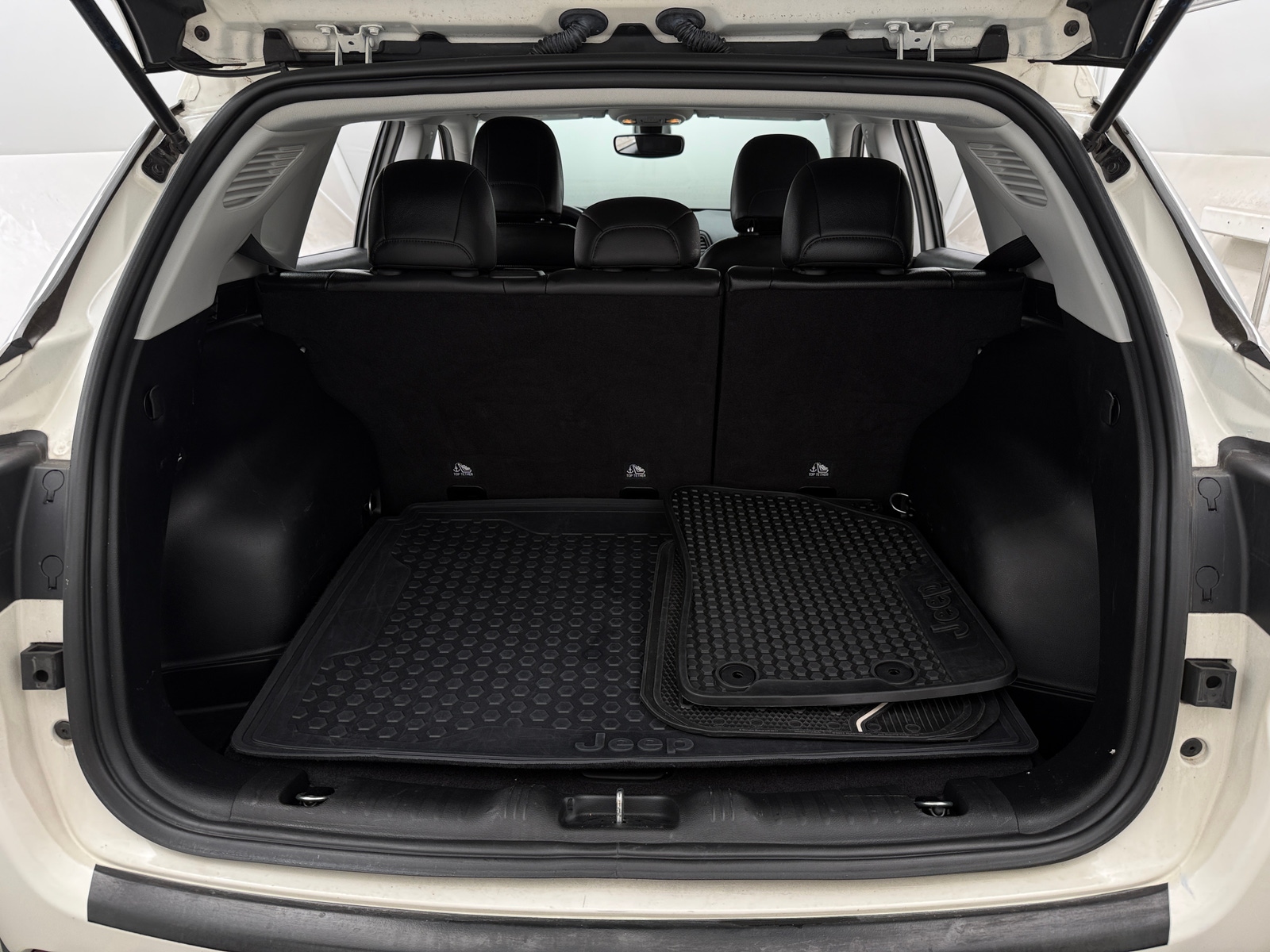 Thumbnail: 2019 Jeep Compass - 7