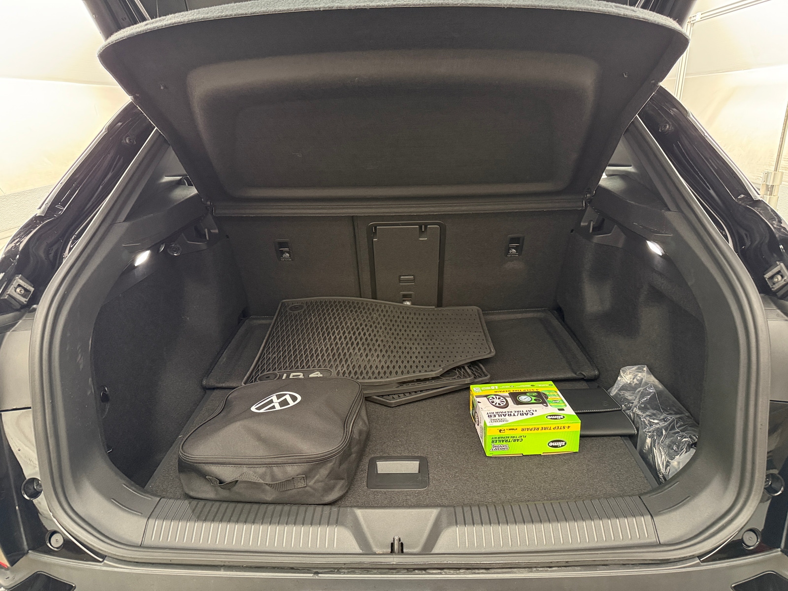 Thumbnail: 2025 Volkswagen ID.4 - 6