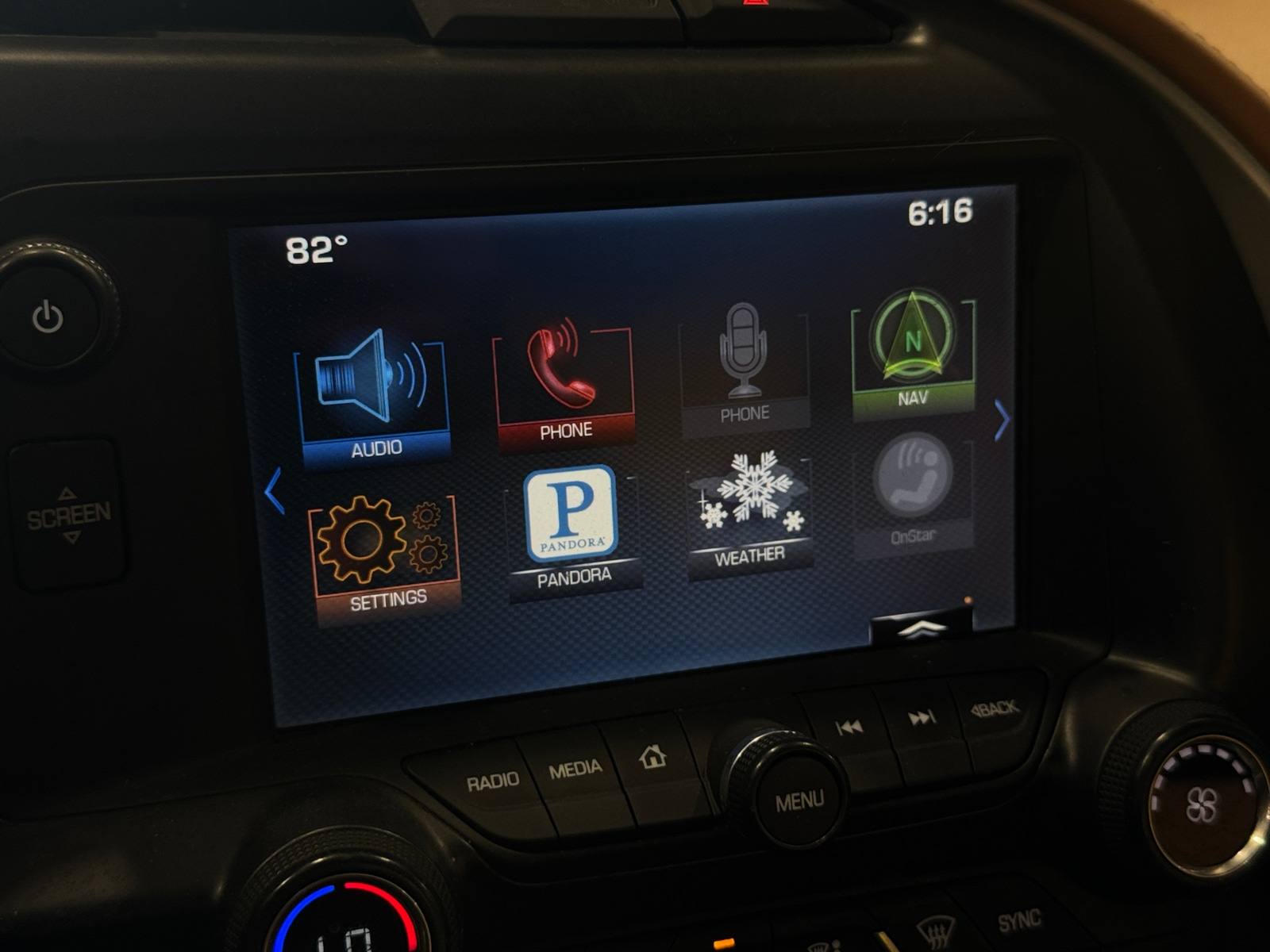 Thumbnail: 2014 Chevrolet Corvette - 3