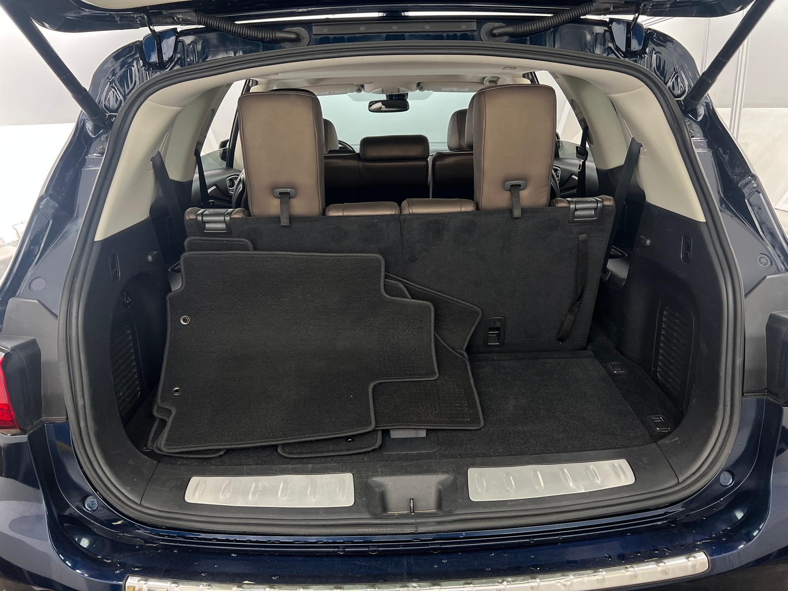 Thumbnail: 2018 INFINITI QX60 - 6