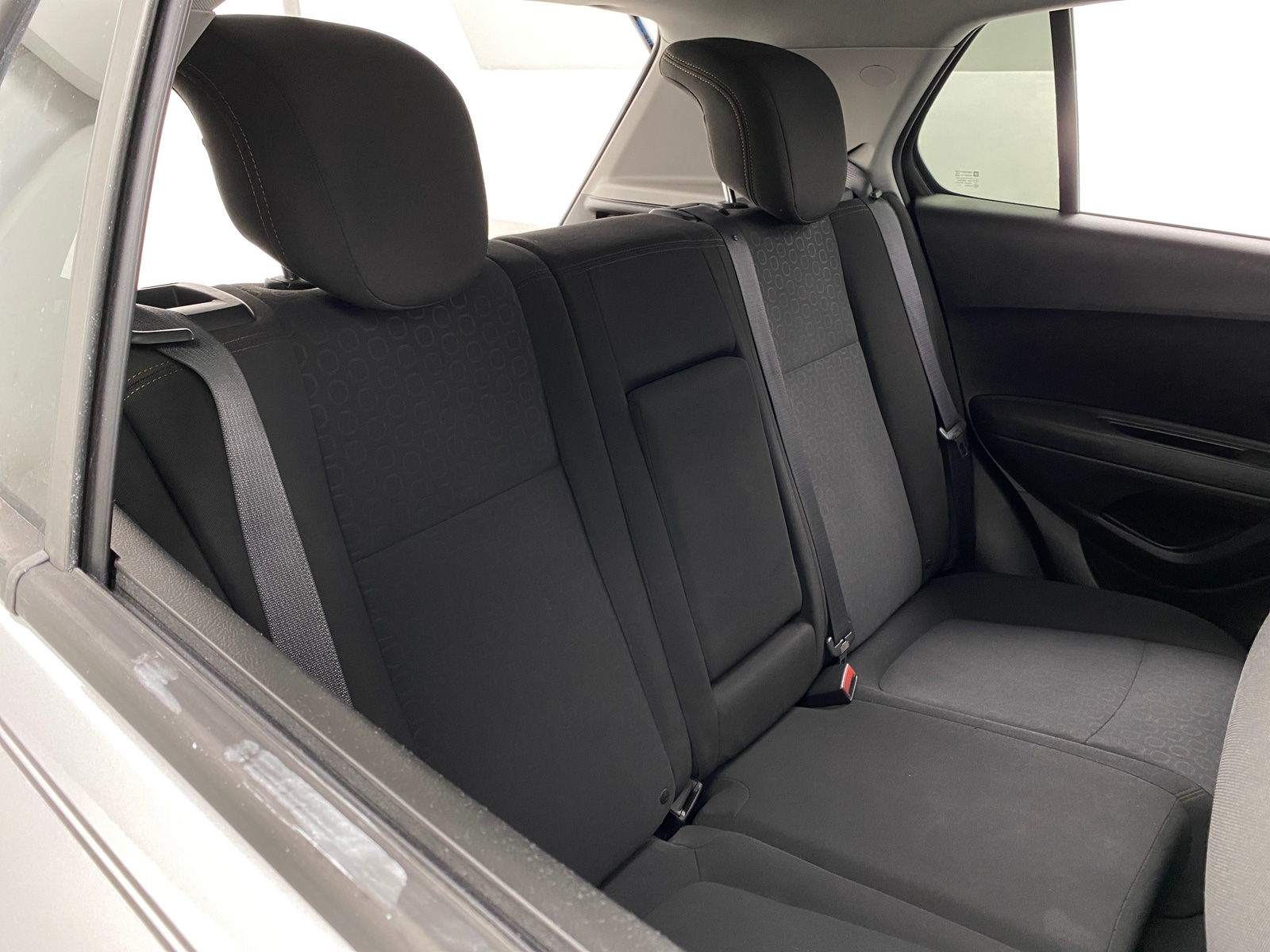 Thumbnail: 2017 Chevrolet Trax - 6