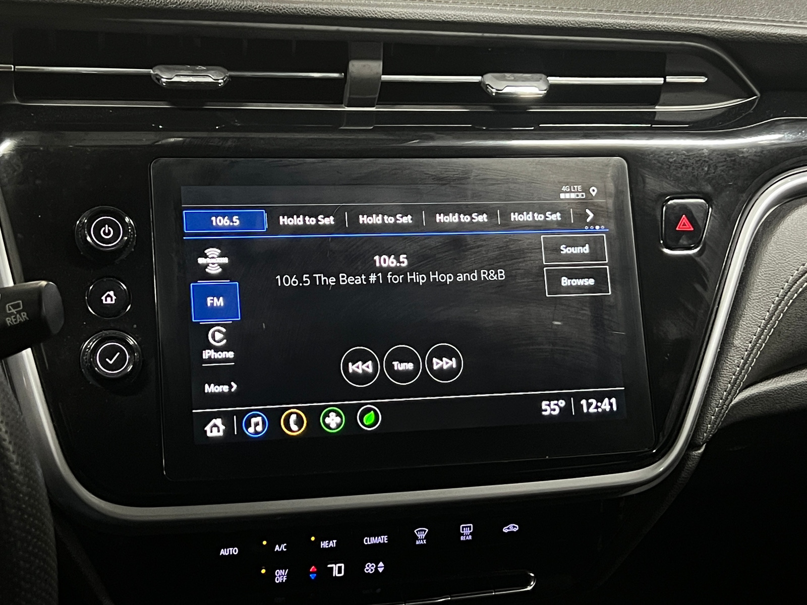 Thumbnail: 2023 Chevrolet Bolt EUV - 4