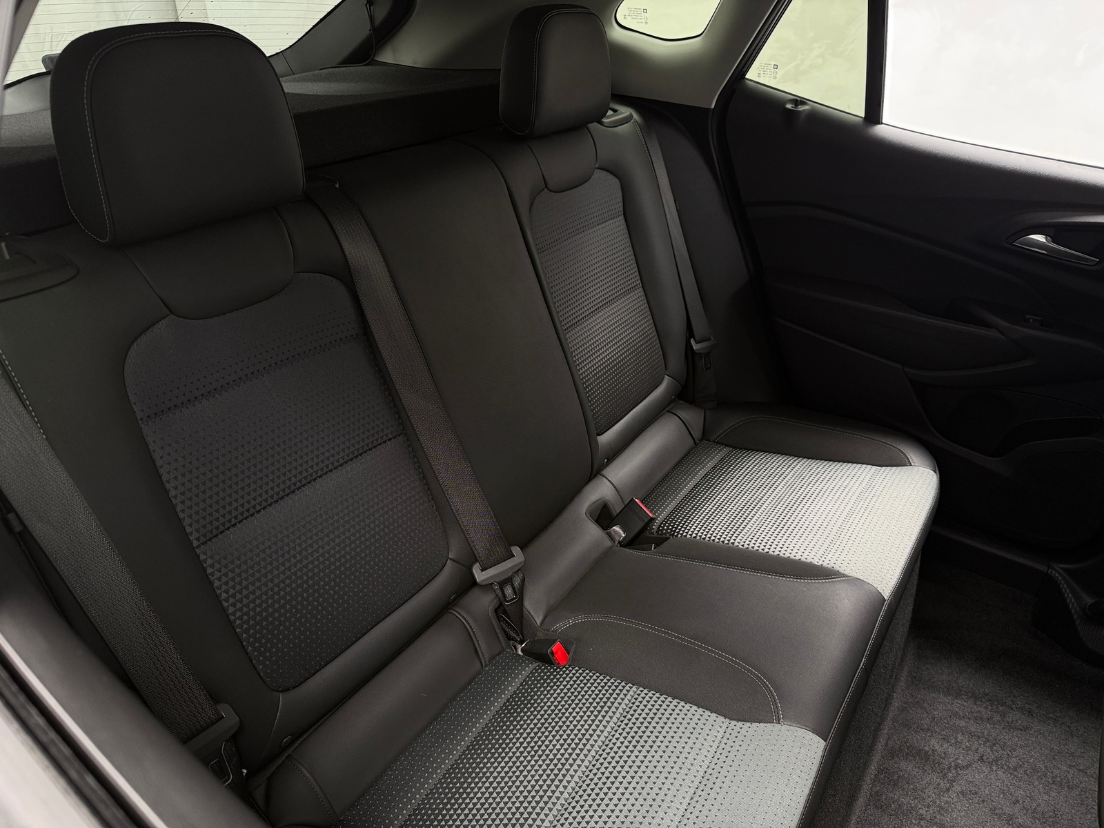 Thumbnail: 2025 Chevrolet Trax - 6