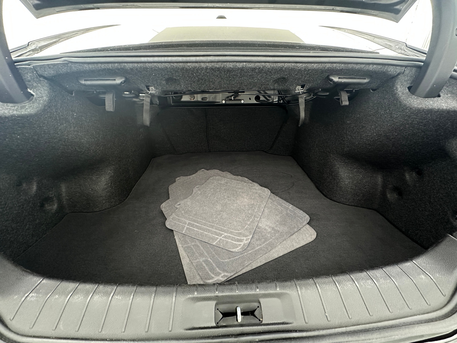 Thumbnail: 2023 Nissan Maxima - 6