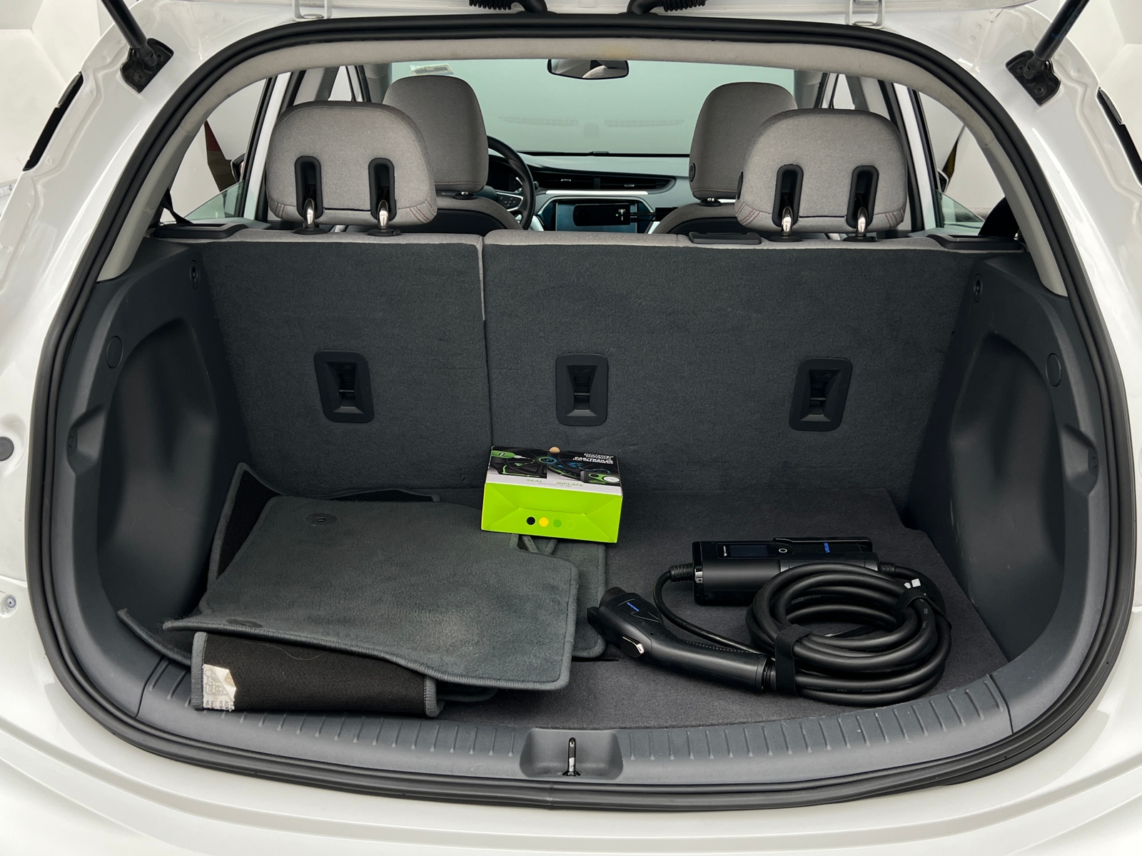 Thumbnail: 2020 Chevrolet Bolt EV - 7