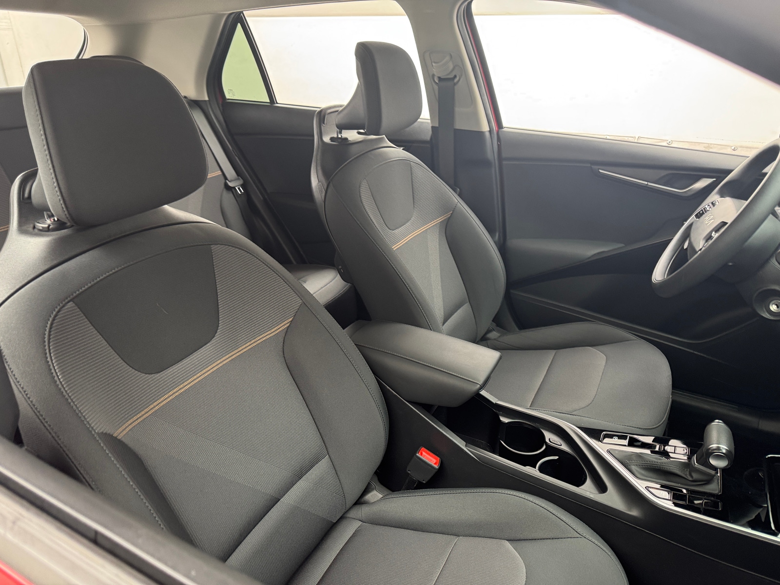 Thumbnail: 2023 Kia Niro - 2