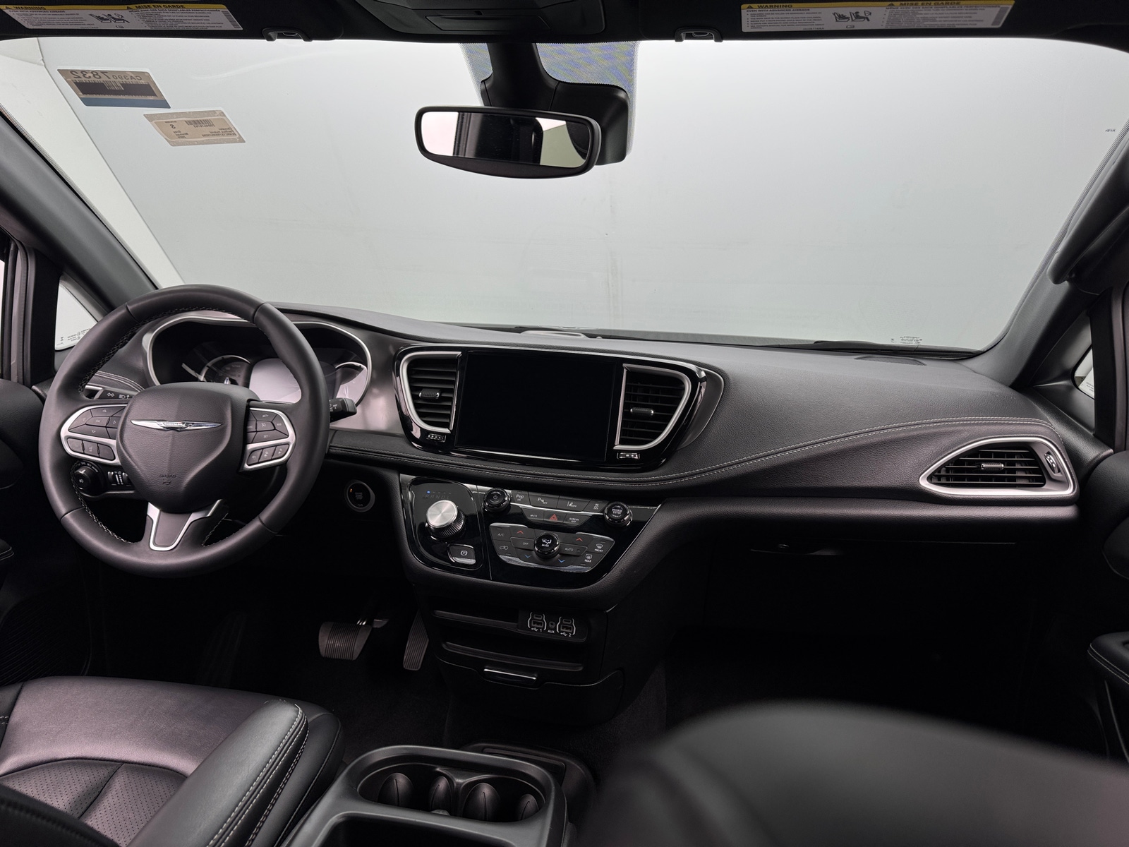 Thumbnail: 2025 Chrysler Pacifica - 2