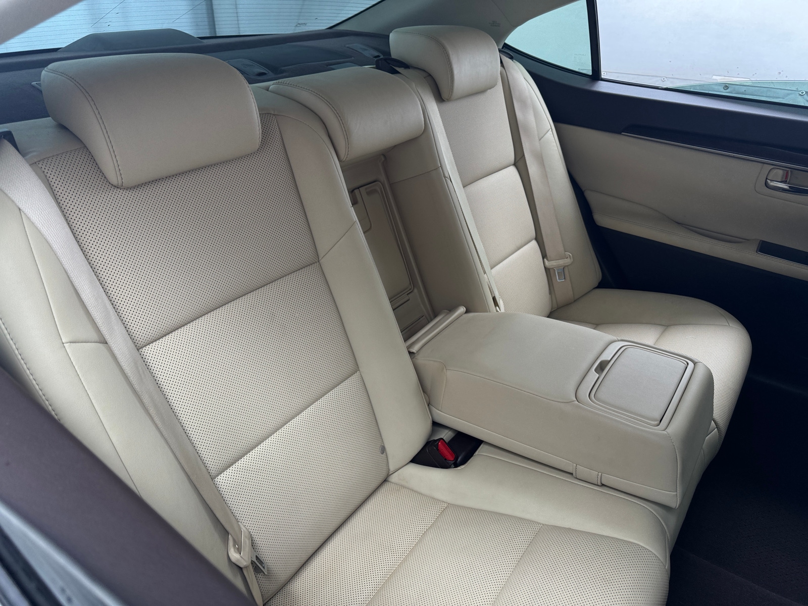 Thumbnail: 2016 Lexus ES - 5