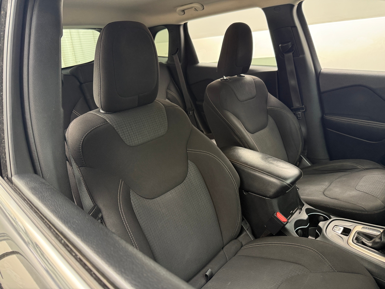 Thumbnail: 2015 Jeep Cherokee - 2