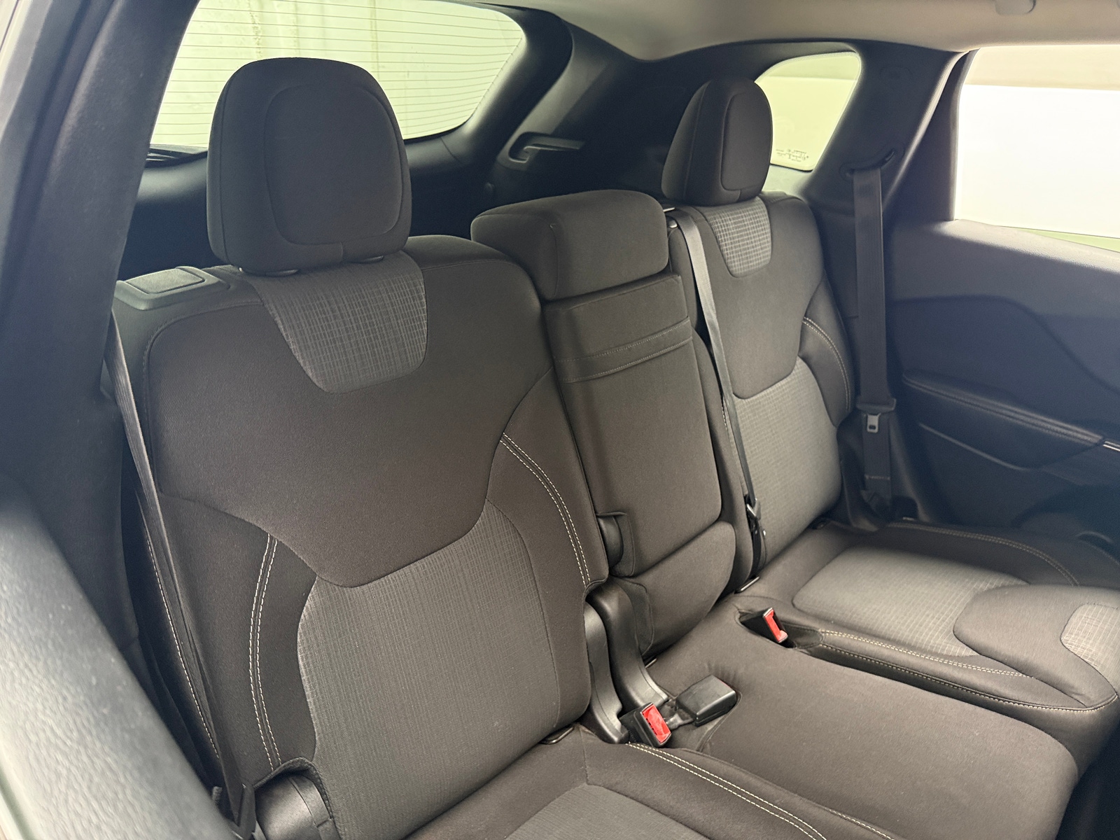 Thumbnail: 2015 Jeep Cherokee - 6