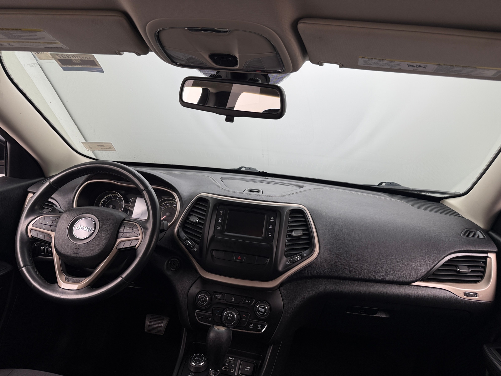 Thumbnail: 2015 Jeep Cherokee - 3