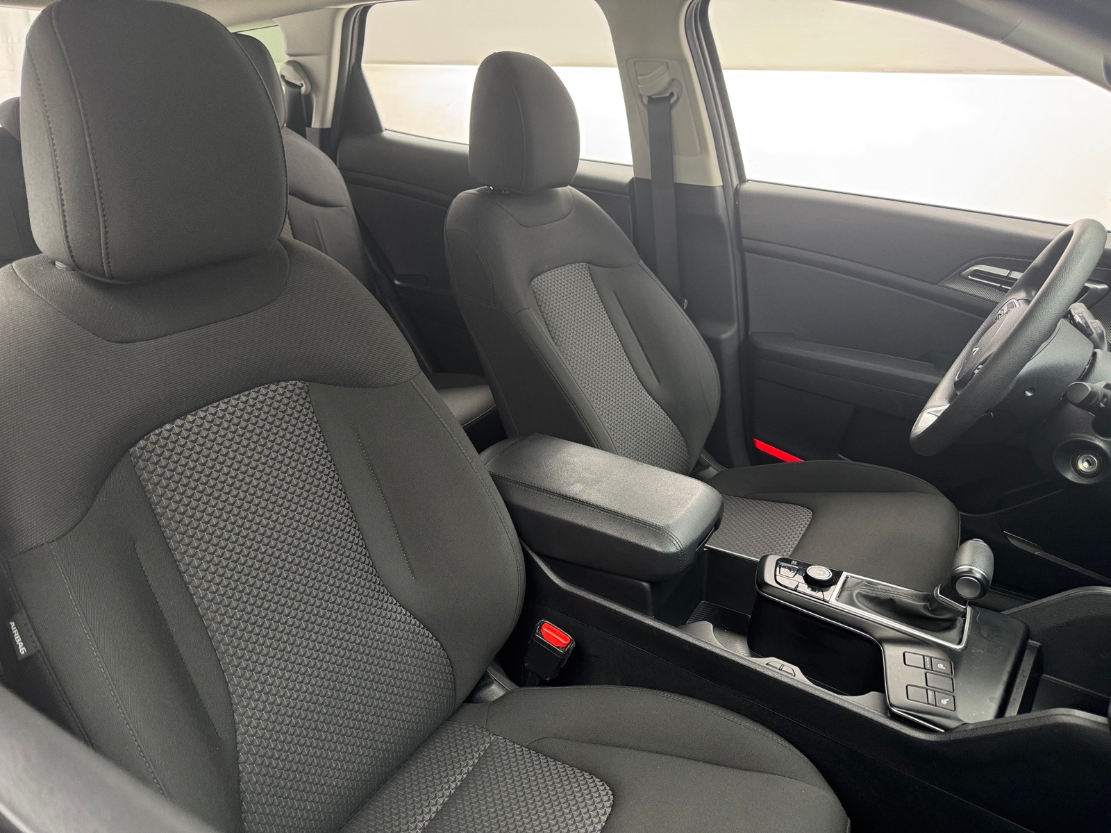 Thumbnail: 2025 Kia Sportage - 2