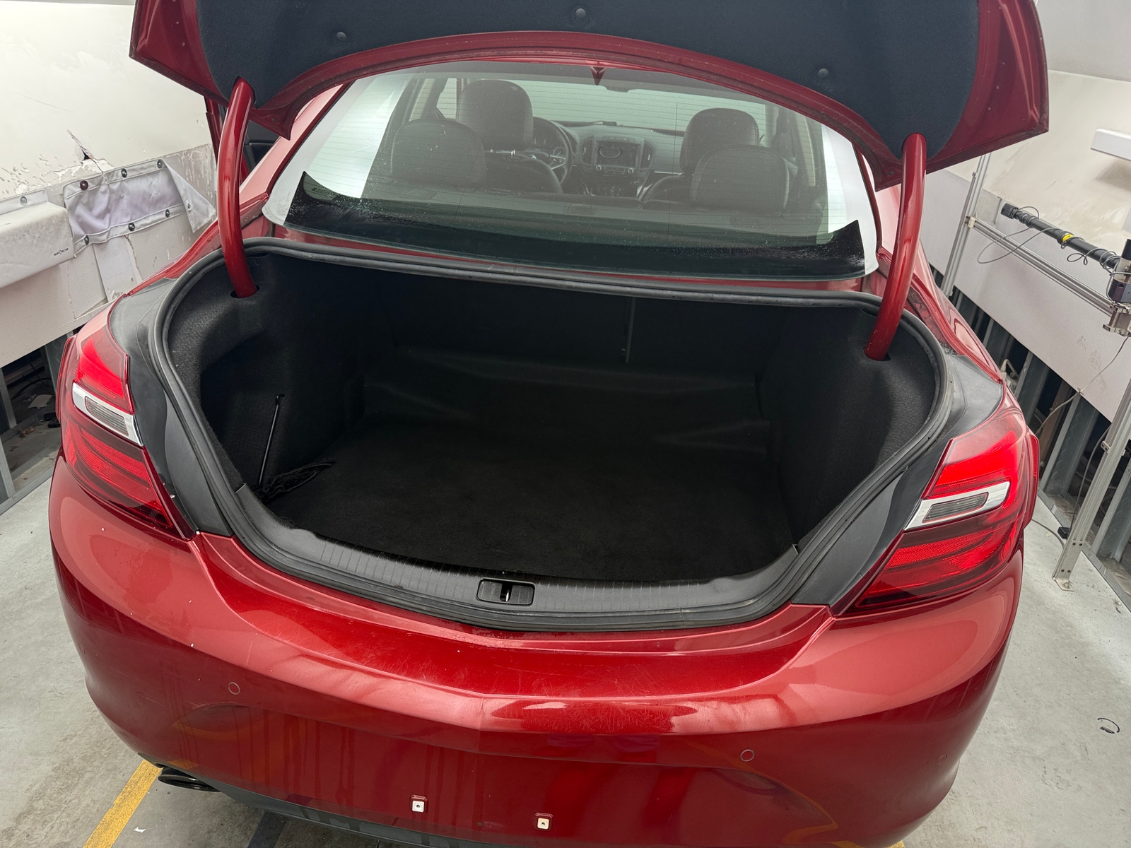 Thumbnail: 2015 Buick Regal - 6