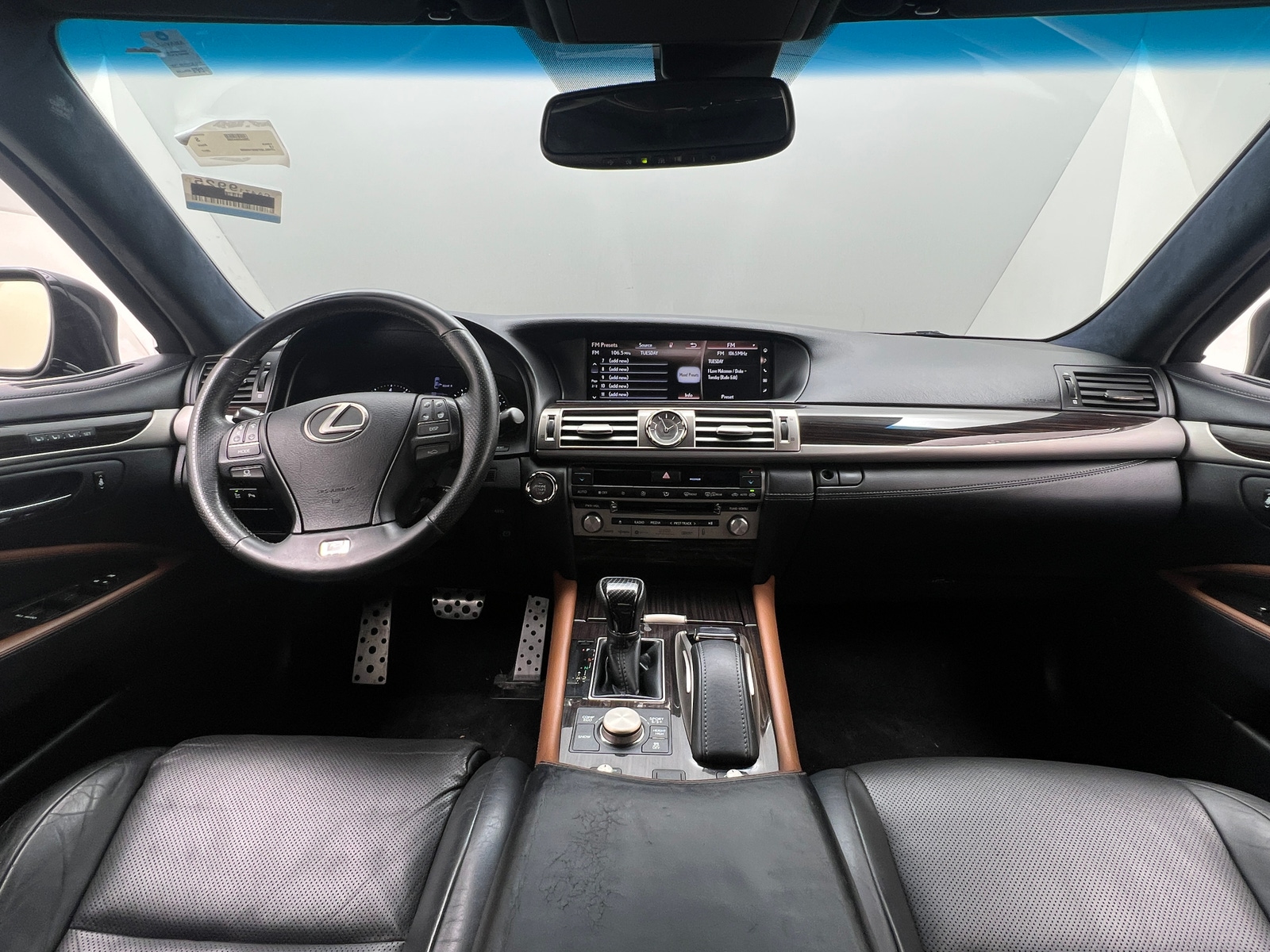 Thumbnail: 2017 Lexus LS - 2