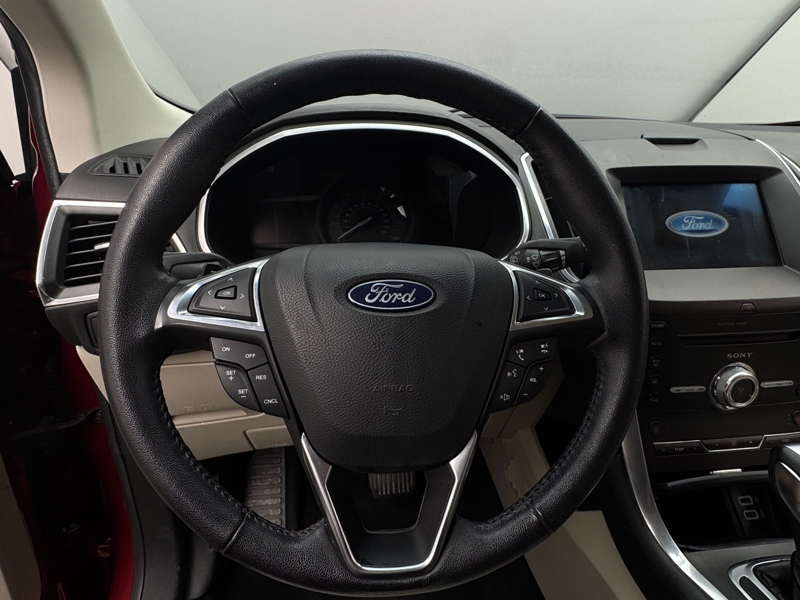 Thumbnail: 2018 Ford Edge - 4