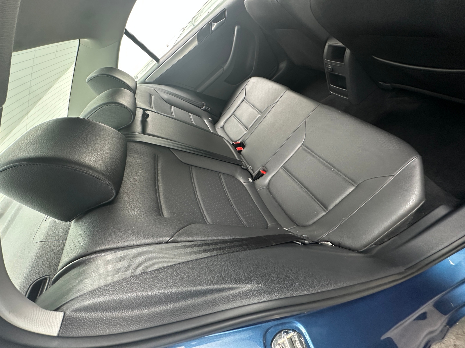 Thumbnail: 2016 Volkswagen Jetta - 6